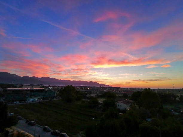 Alba sui Monti Pisani vista da Monte Serra